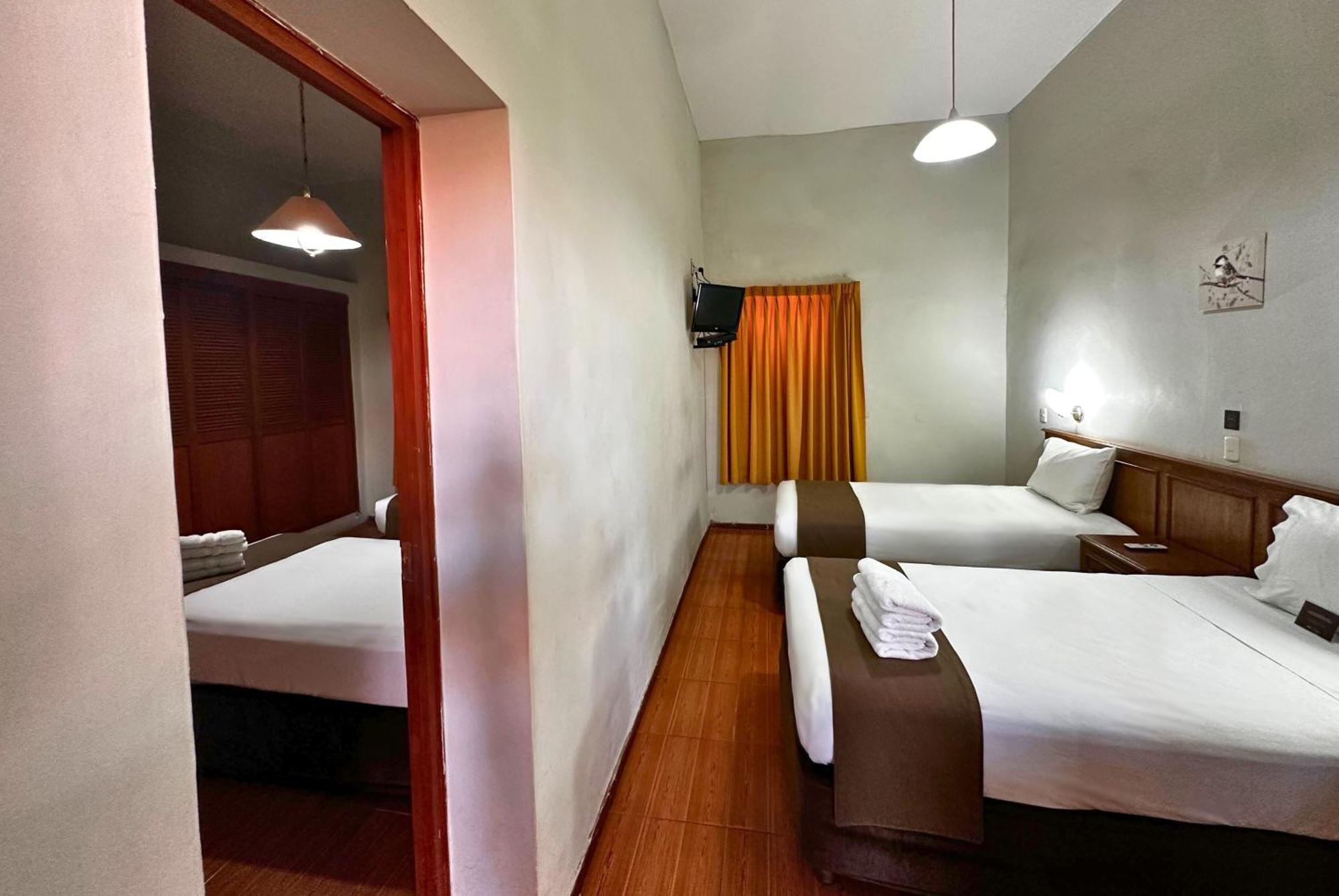 Dm Hoteles Mossone - إِكا المظهر الخارجي الصورة
